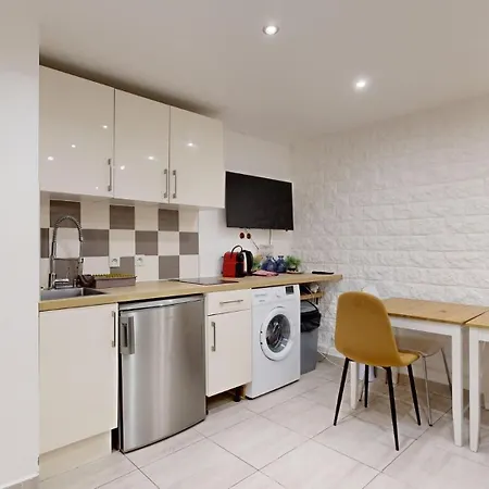 302 Dylan - Superbe A Appartement